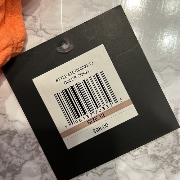 NWT! Ellen Tracy One Piece Swimsuit - Picture 4 of 10